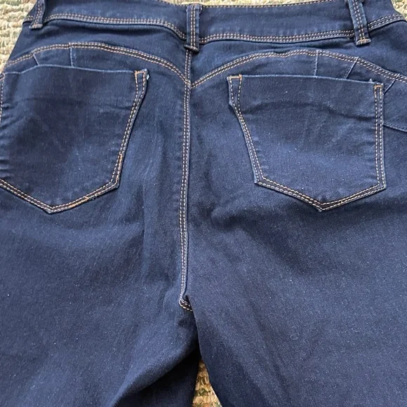 D.Jeans Dark Blue Ankle/Crop Jeans - Picture 7 of 9